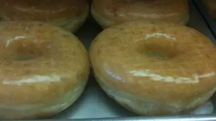Supreme Donuts, business photo 3